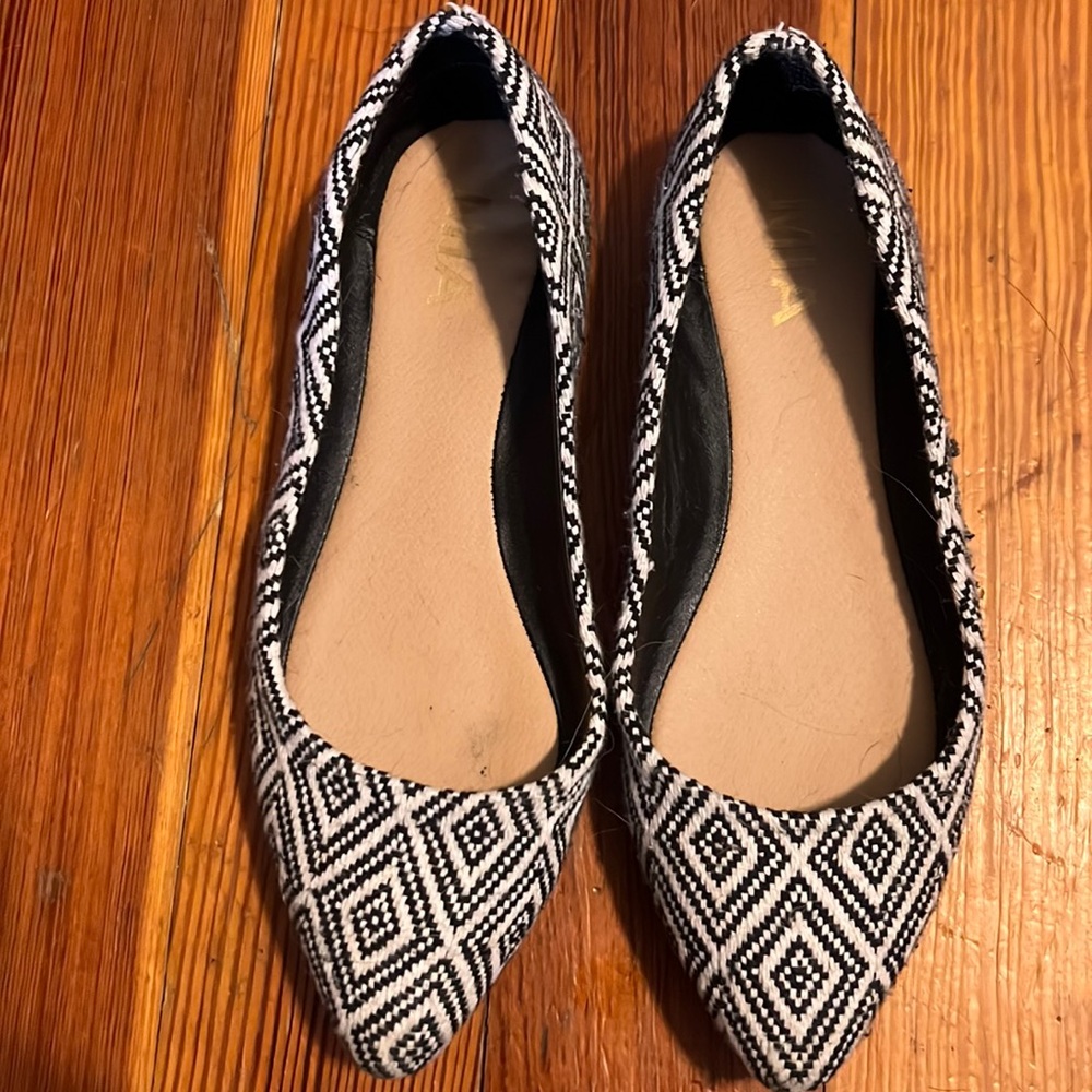 MIA Zander Pointed Ballet Flats Slip On Shoes Women's Sz 6